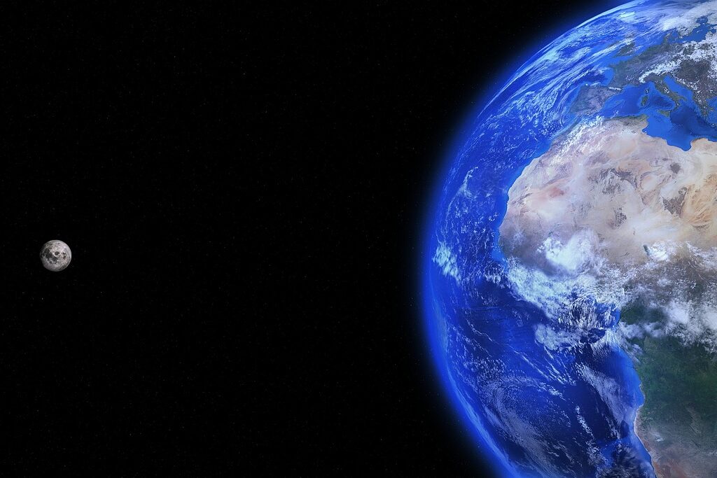 earth-1365995_1280